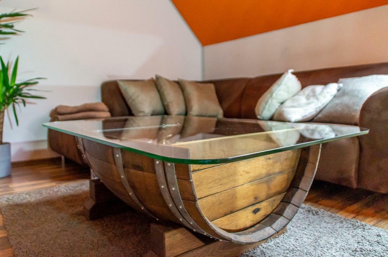 Moselglueck Apartment Санкт Алдегунд Екстериор снимка