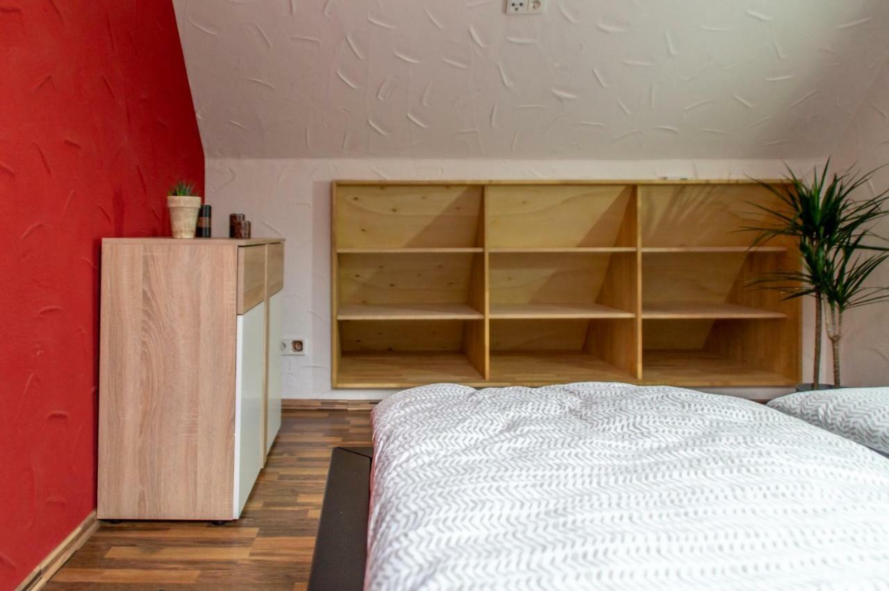 Moselglueck Apartment Санкт Алдегунд Екстериор снимка